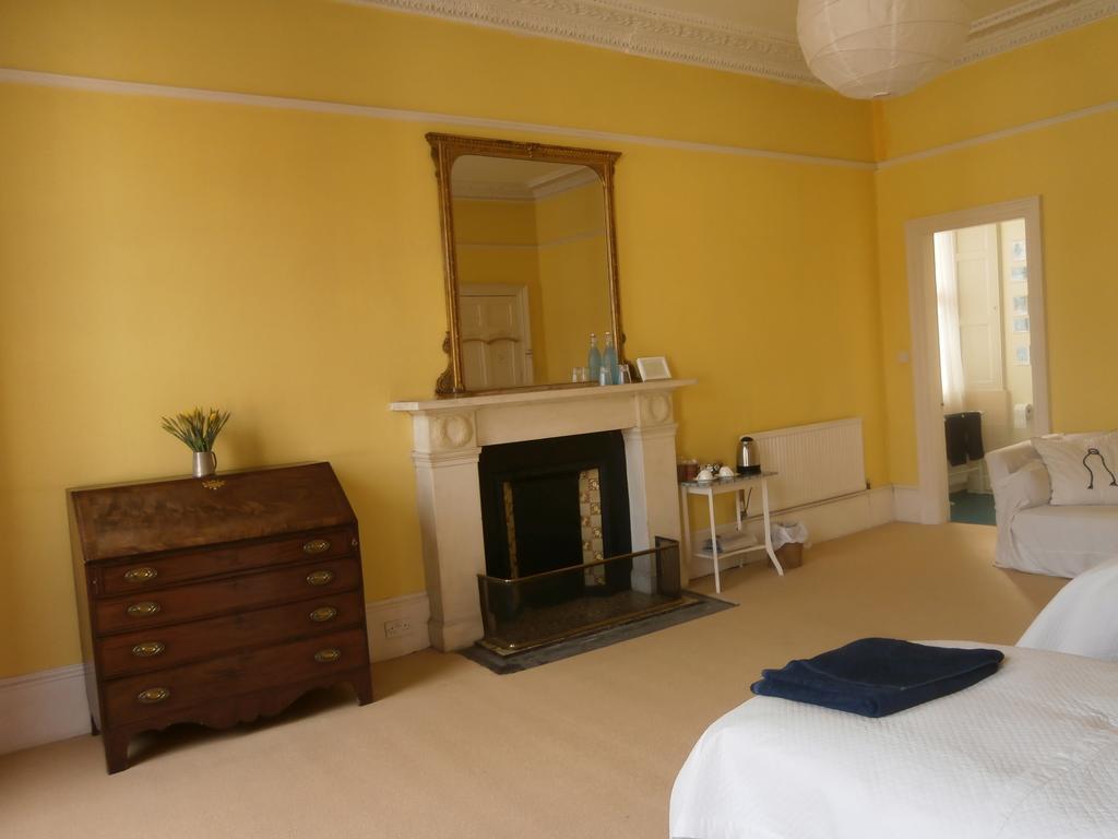 Winter Cherry Bed & Breakfast Edinburgh Ruang foto