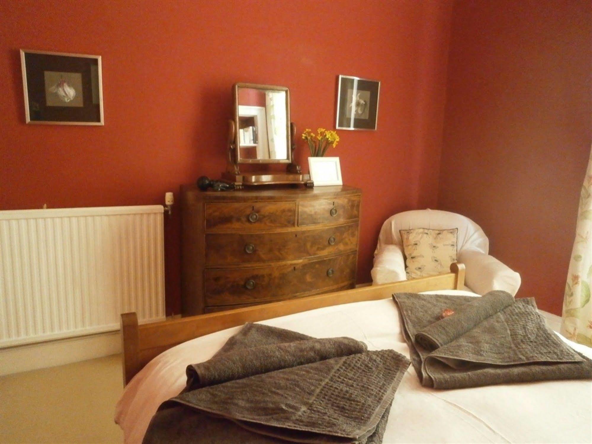 Winter Cherry Bed & Breakfast Edinburgh Bagian luar foto